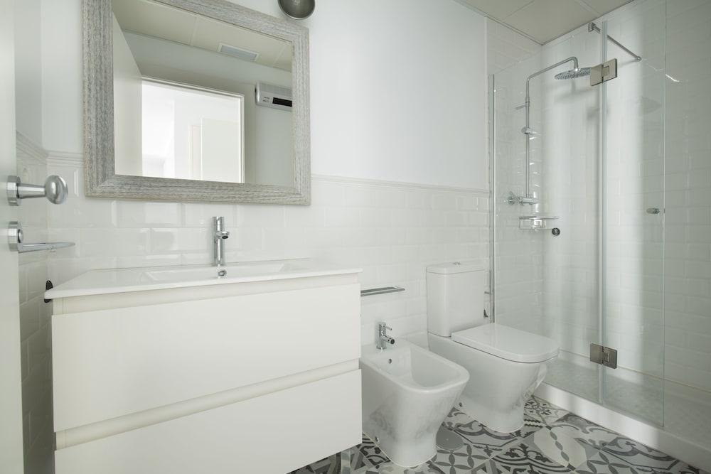 Aparthotel Shine Alcaiceria Grenada Zewnętrze zdjęcie